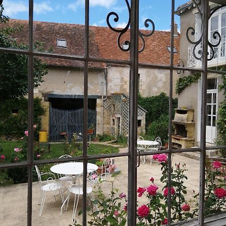 Le Relais Des Roses- Chambres D'Hotes Vatan Zewnętrze zdjęcie