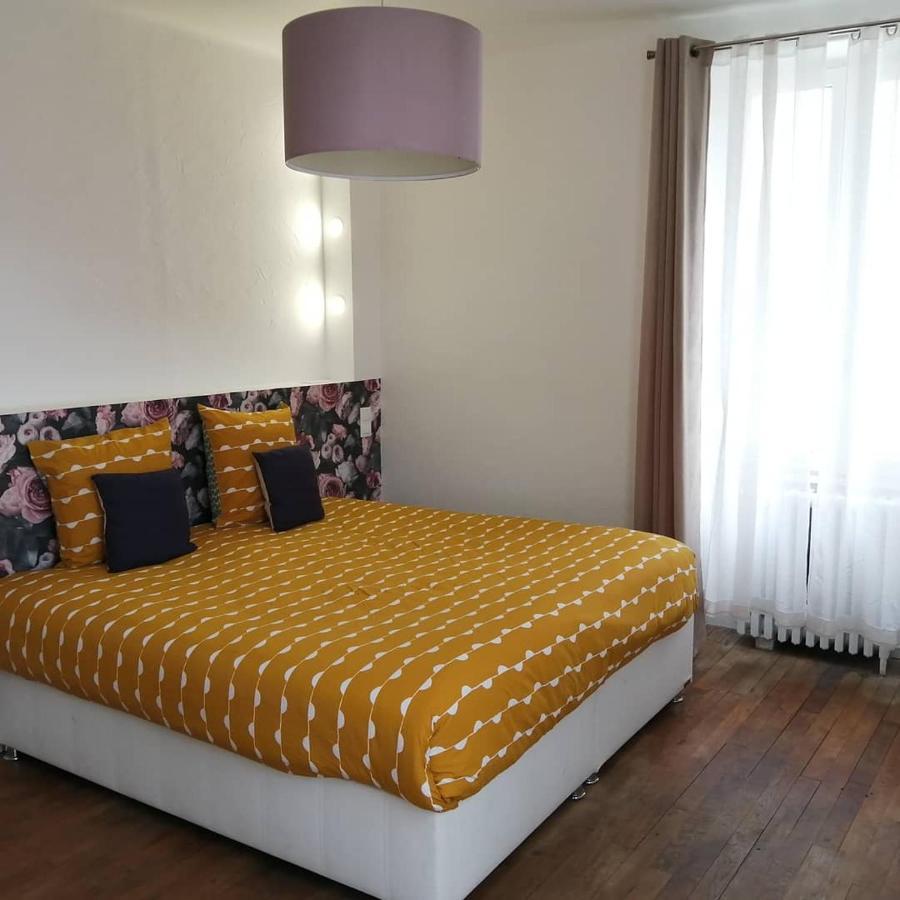 Le Relais Des Roses- Chambres D'Hotes Vatan Zewnętrze zdjęcie